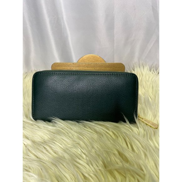 Michael Kors Wallet - Picture 3 of 4